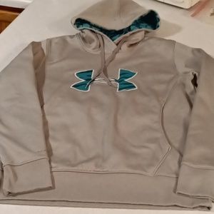 Under Armour sweatshirt